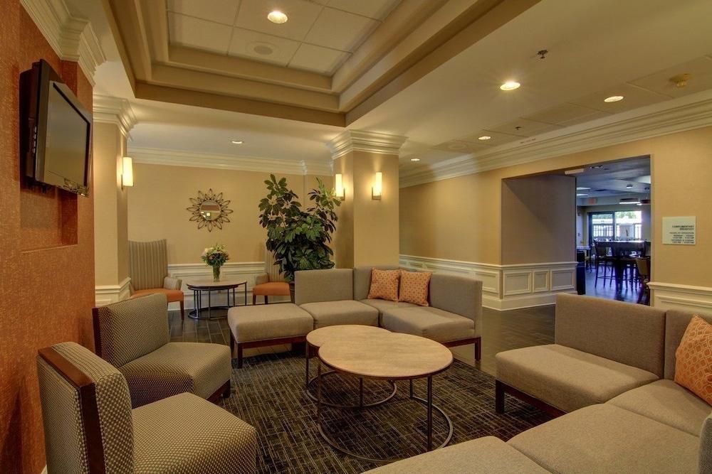Holiday Inn Express & Suites Alpharetta By Ihg Eksteriør bilde