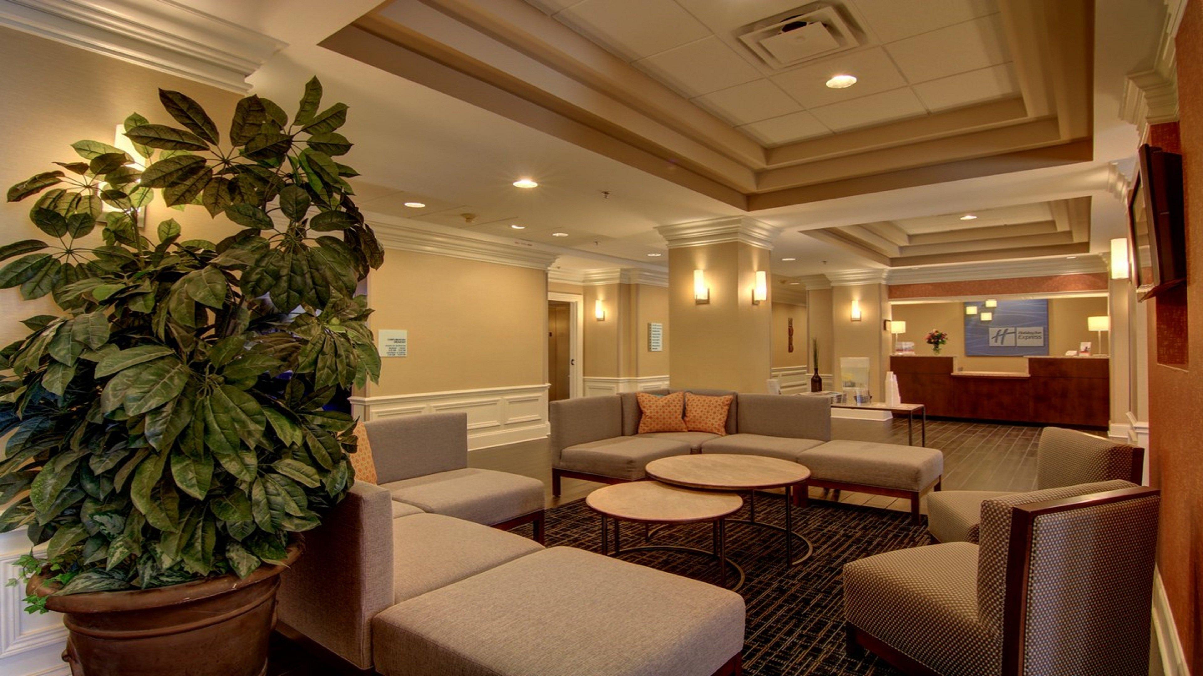 Holiday Inn Express & Suites Alpharetta By Ihg Eksteriør bilde